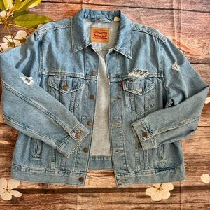 Levi’s denim trucker jacket